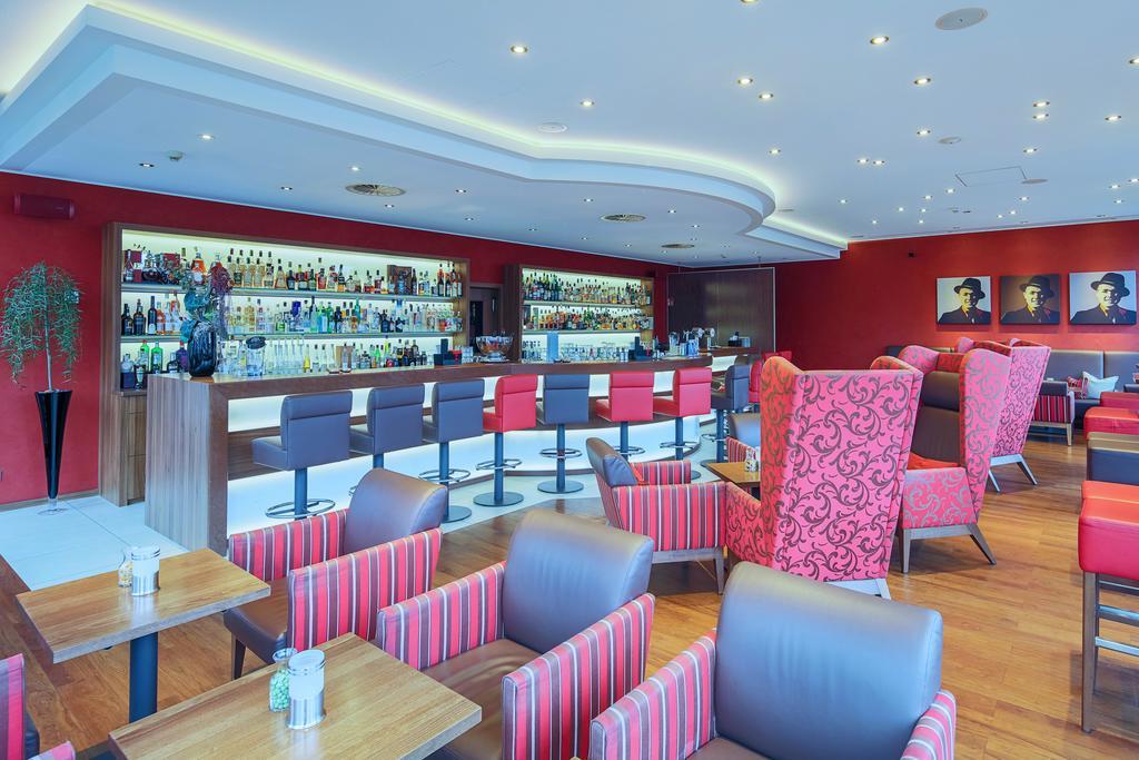 Hotel-Restaurant Kunz Pirmasens Exteriör bild