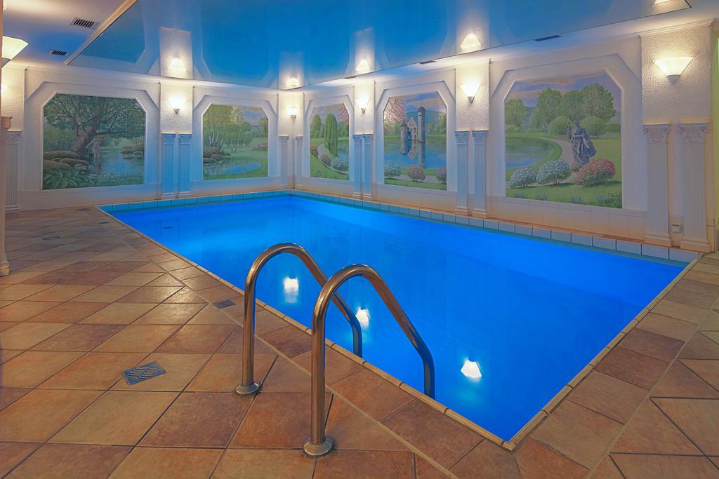 Hotel-Restaurant Kunz Pirmasens Exteriör bild