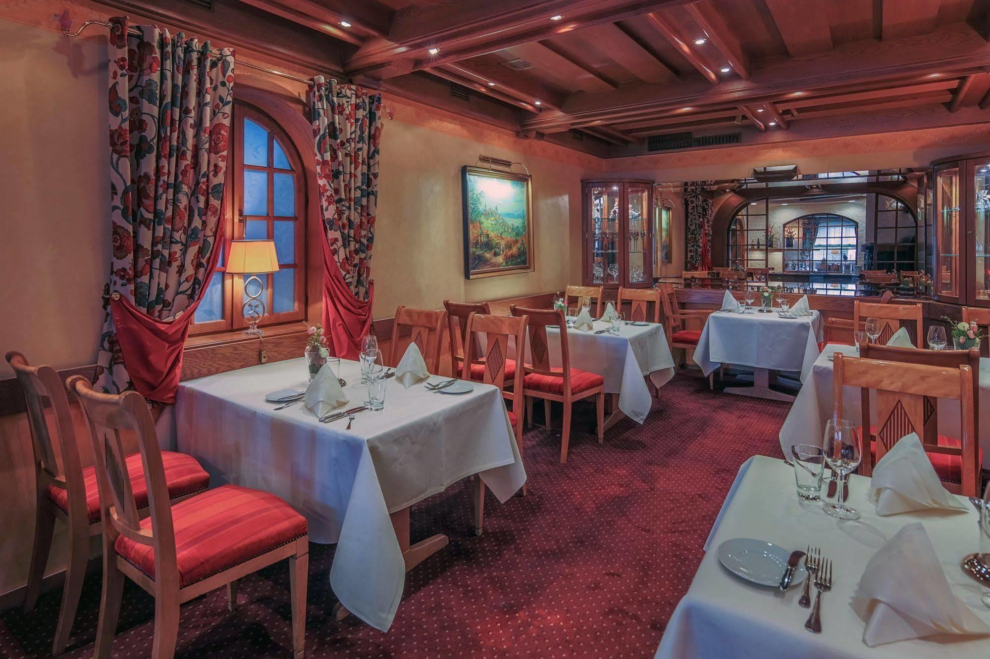 Hotel-Restaurant Kunz Pirmasens Exteriör bild
